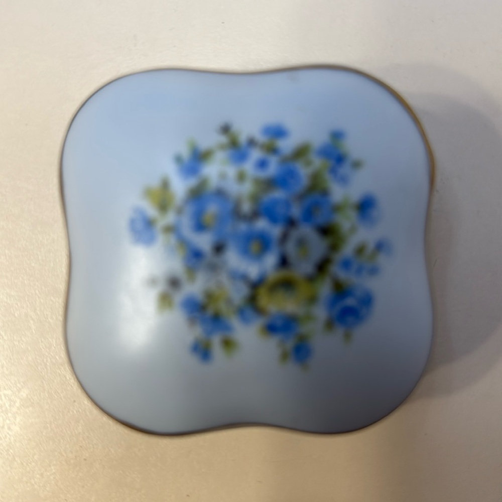 Lefton China Handpainted Blue Floral Trinket Keepsake Box Vintage #7687 - Picture 3 of 10